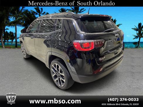 Used 2018 Jeep Compass Limited w/ Navigation Group AWD/4WD image 17