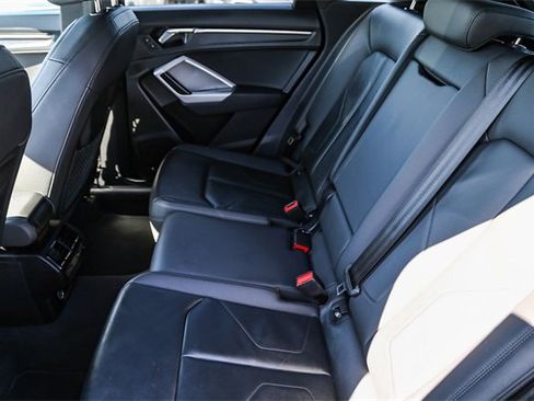 Used 2023 Audi Q3 2.0T Premium image 17