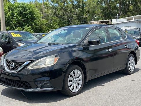 Used 2017 Nissan Sentra S FWD image 2