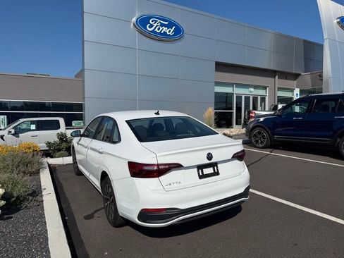 Used 2023 Volkswagen Jetta S FWD image 5
