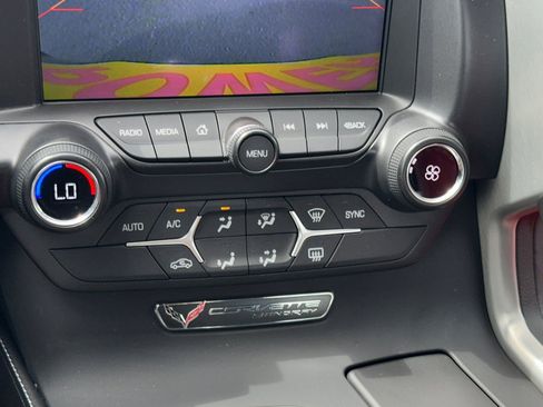 Used 2015 Chevrolet Corvette Stingray Coupe w/ Battery Protection Package RWD image 19