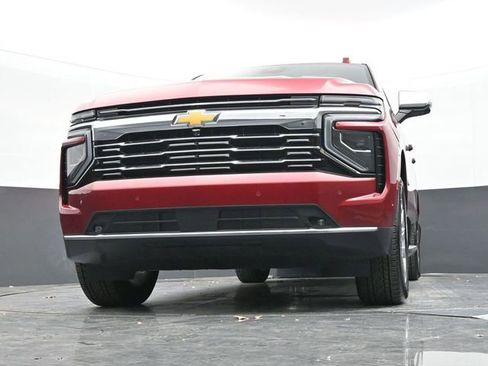 New 2025 Chevrolet Suburban Premier image 57