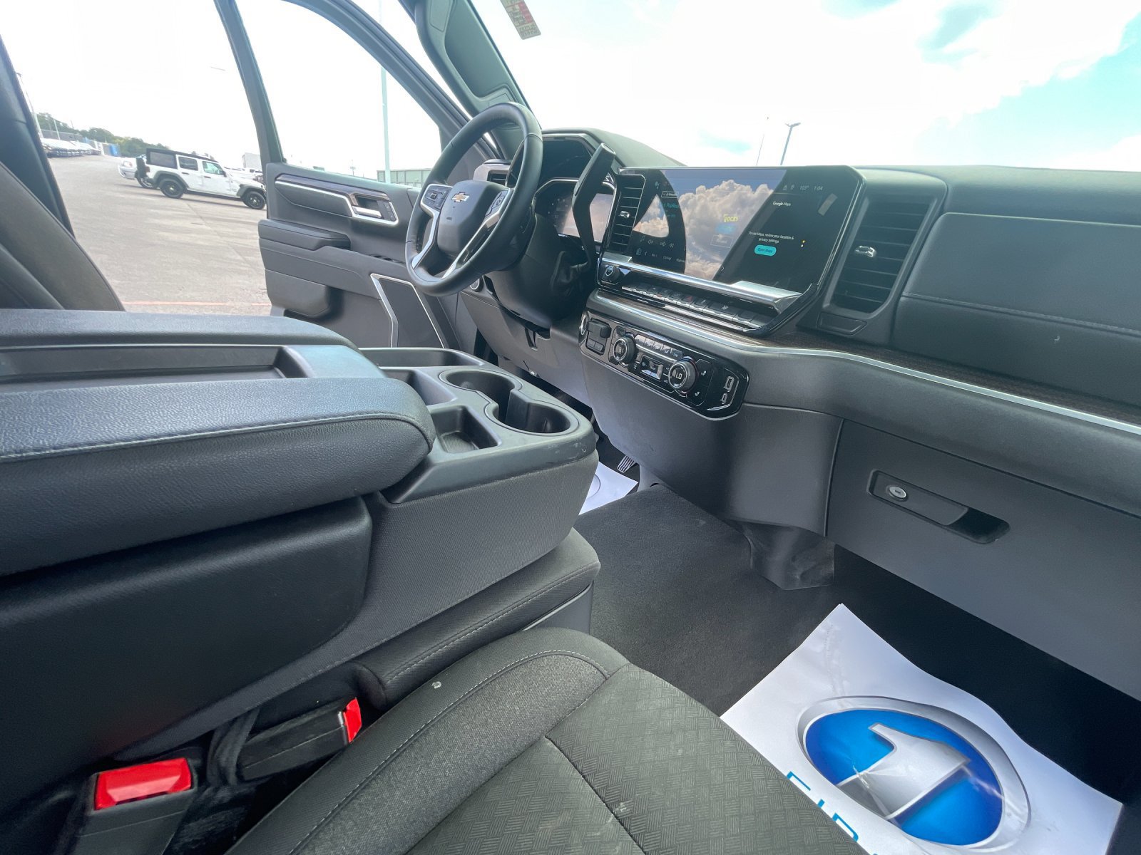 Used 2026 Chevrolet Silverado 1500 LT RWD image 17