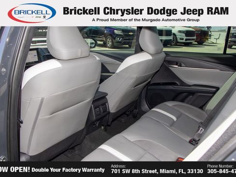 Used 2025 Toyota Camry SE image 14