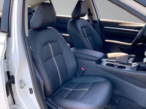 New 2026 Nissan Altima 2.5 SR FWD image 9