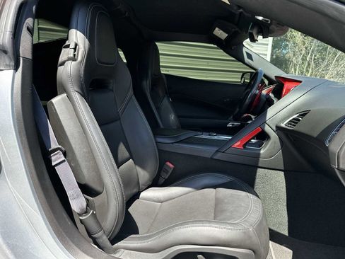 Used 2014 Chevrolet Corvette Stingray Coupe RWD image 19