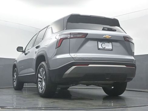 Used 2026 Chevrolet Equinox LT AWD/4WD image 47