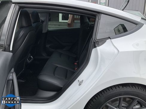 Used 2021 Tesla Model 3 Standard Range Plus image 6