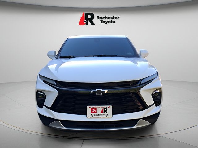 Used 2023 Chevrolet Blazer LT w/ LPO, Black Sport Package AWD/4WD image 2