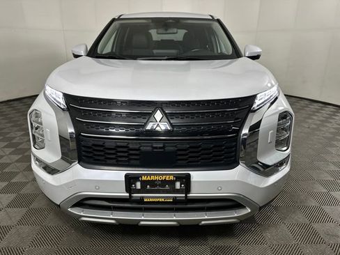 Used 2024 Mitsubishi Outlander SE image 8