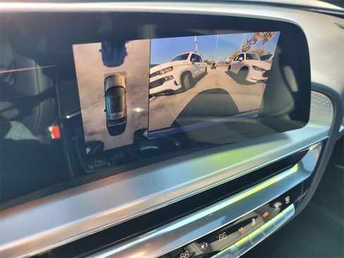 Used 2024 Cadillac Lyriq Sport image 33