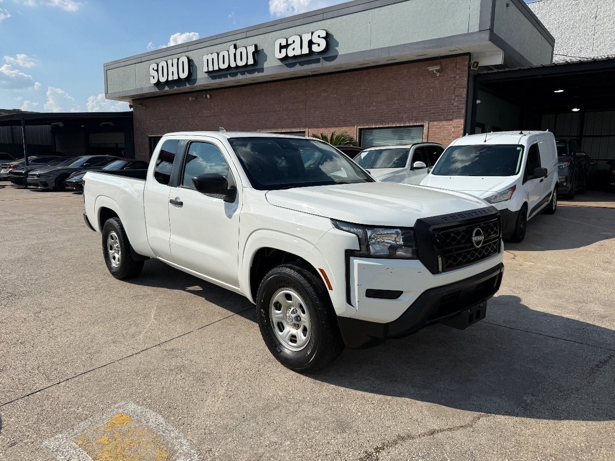 Used 2022 Nissan Frontier S RWD image 3