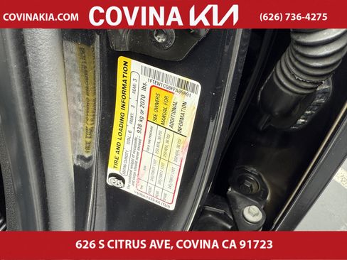 Used 2015 Ford F150 XLT image 32