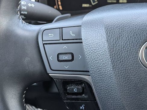 Used 2025 Toyota Camry SE AWD/4WD image 22