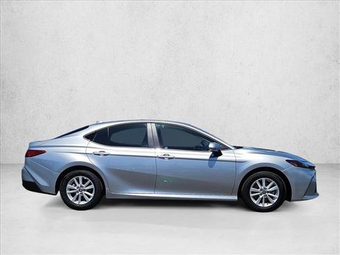 Used 2026 Toyota Camry LE FWD image 4