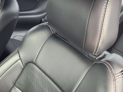 Used 2020 Ford Mustang GT Premium w/ GT Performance Package RWD image 8