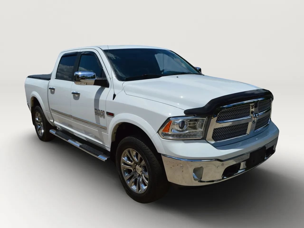 Used 2015 RAM 1500 Limited AWD/4WD image 2