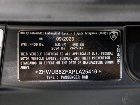Used 2023 Lamborghini Huracan Tecnica RWD image 51