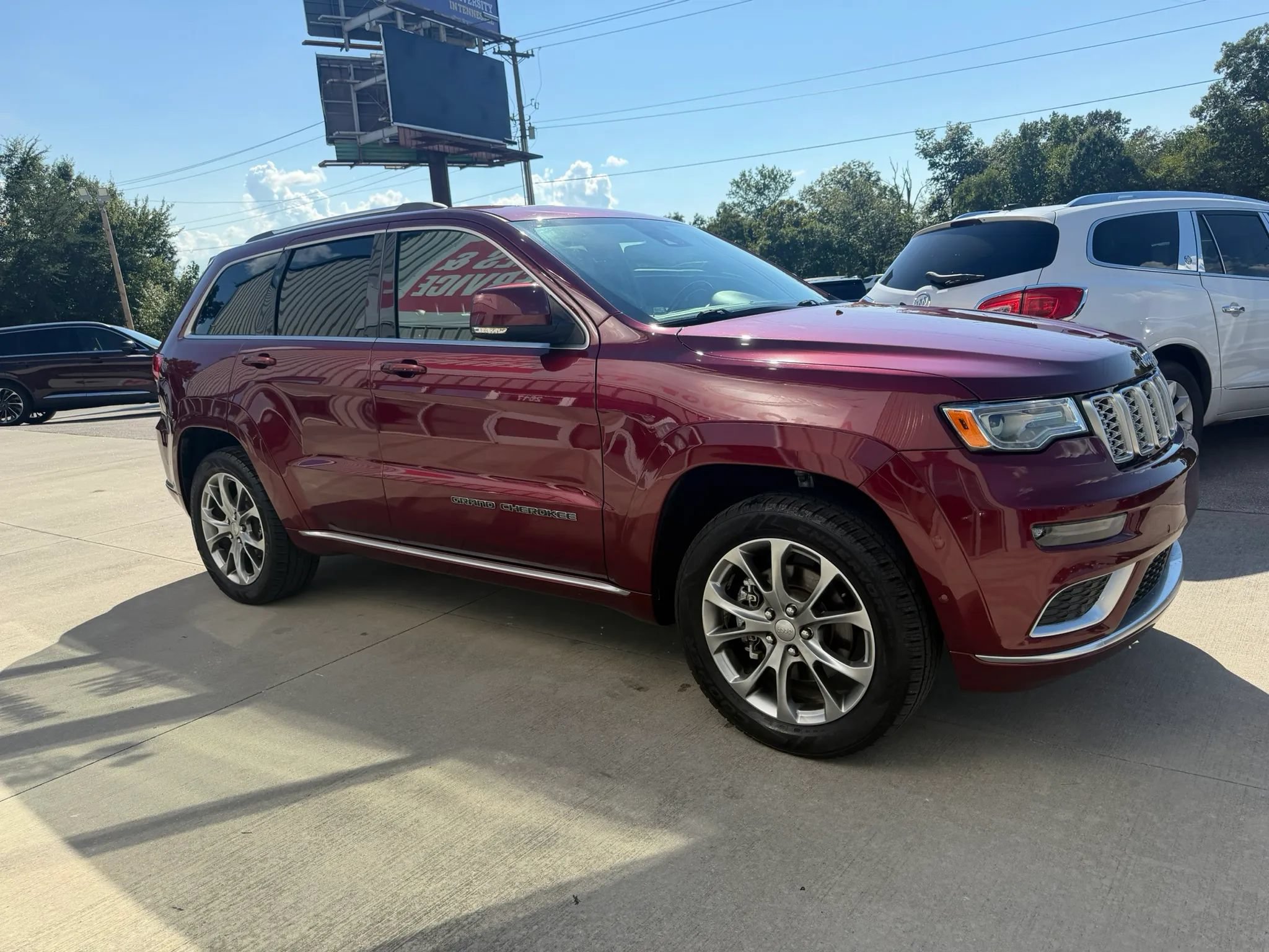 Used 2021 Jeep Grand Cherokee Summit w/ Platinum Series Group AWD/4WD image 26