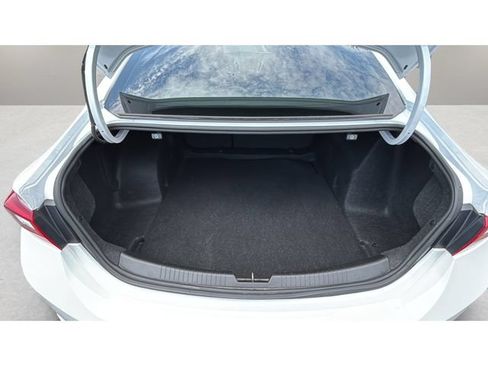 Used 2023 Chevrolet Malibu LS FWD image 31