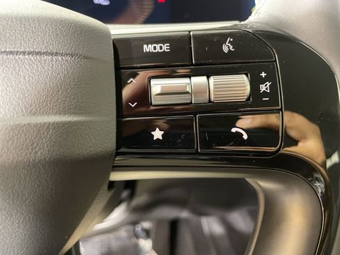 New 2026 Kia Sorento LX image 25