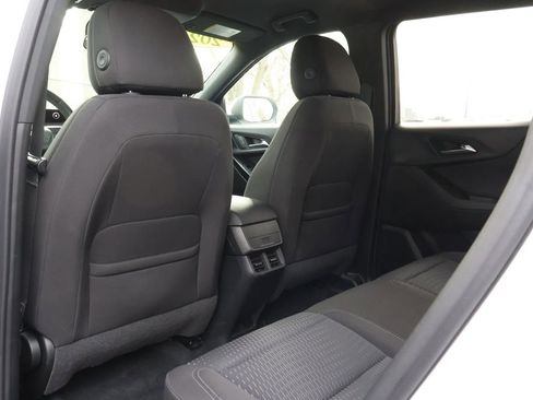 Certified 2025 Chevrolet Equinox LT image 43