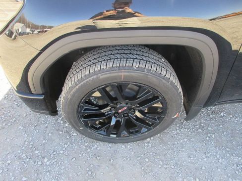 New 2026 GMC Sierra 1500 Elevation image 12