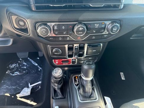 New 2027 Jeep Wrangler Unlimited Sport AWD/4WD image 14