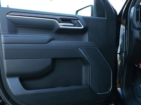 Used 2025 GMC Sierra 1500 SLT image 23