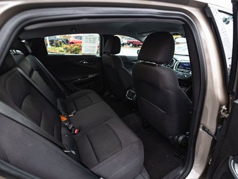 Used 2023 Chevrolet Malibu LT image 20