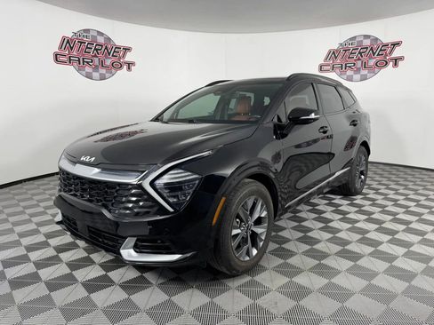 Used 2024 Kia Sportage SX image 3