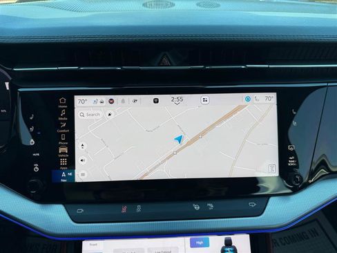 Used 2024 Jeep Wagoneer Launch Edition image 22