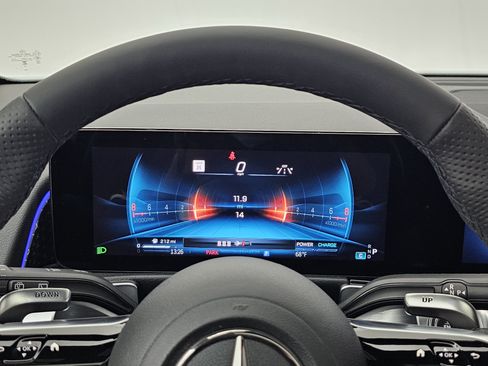 New 2026 Mercedes-Benz GLB 35 AMG 4MATIC image 37
