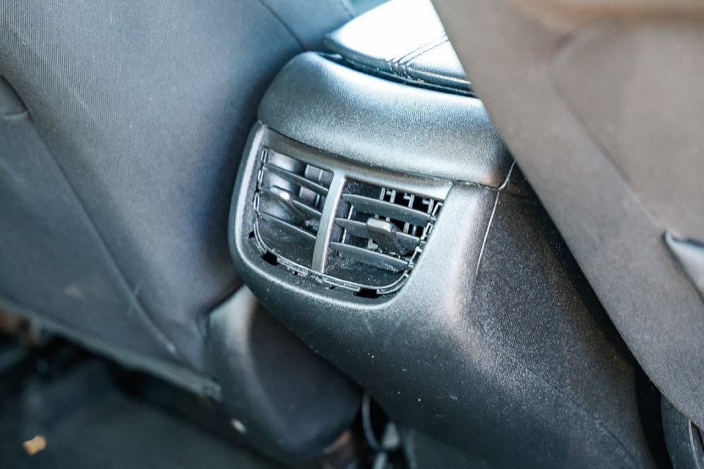 Used 2020 Chevrolet Malibu LT FWD image 32