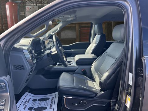 Certified 2022 Ford F150 Lariat w/ Equipment Group 502A High image 49