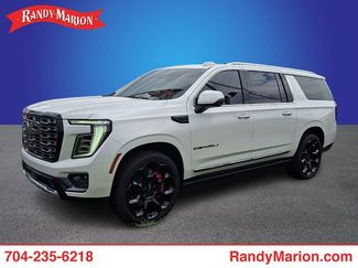 Used 2025 GMC Yukon XL Denali Ultimate w/ LPO, Illumination Package AWD/4WD video 1