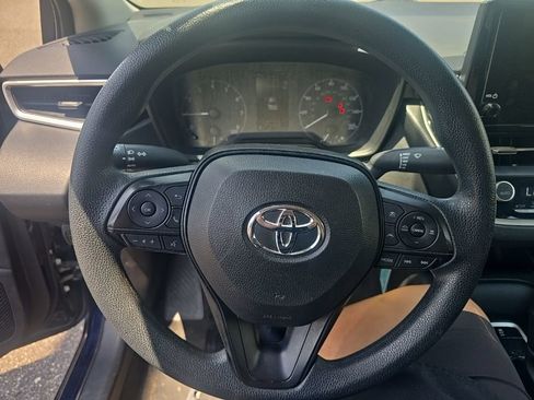 Used 2023 Toyota Corolla LE FWD image 14