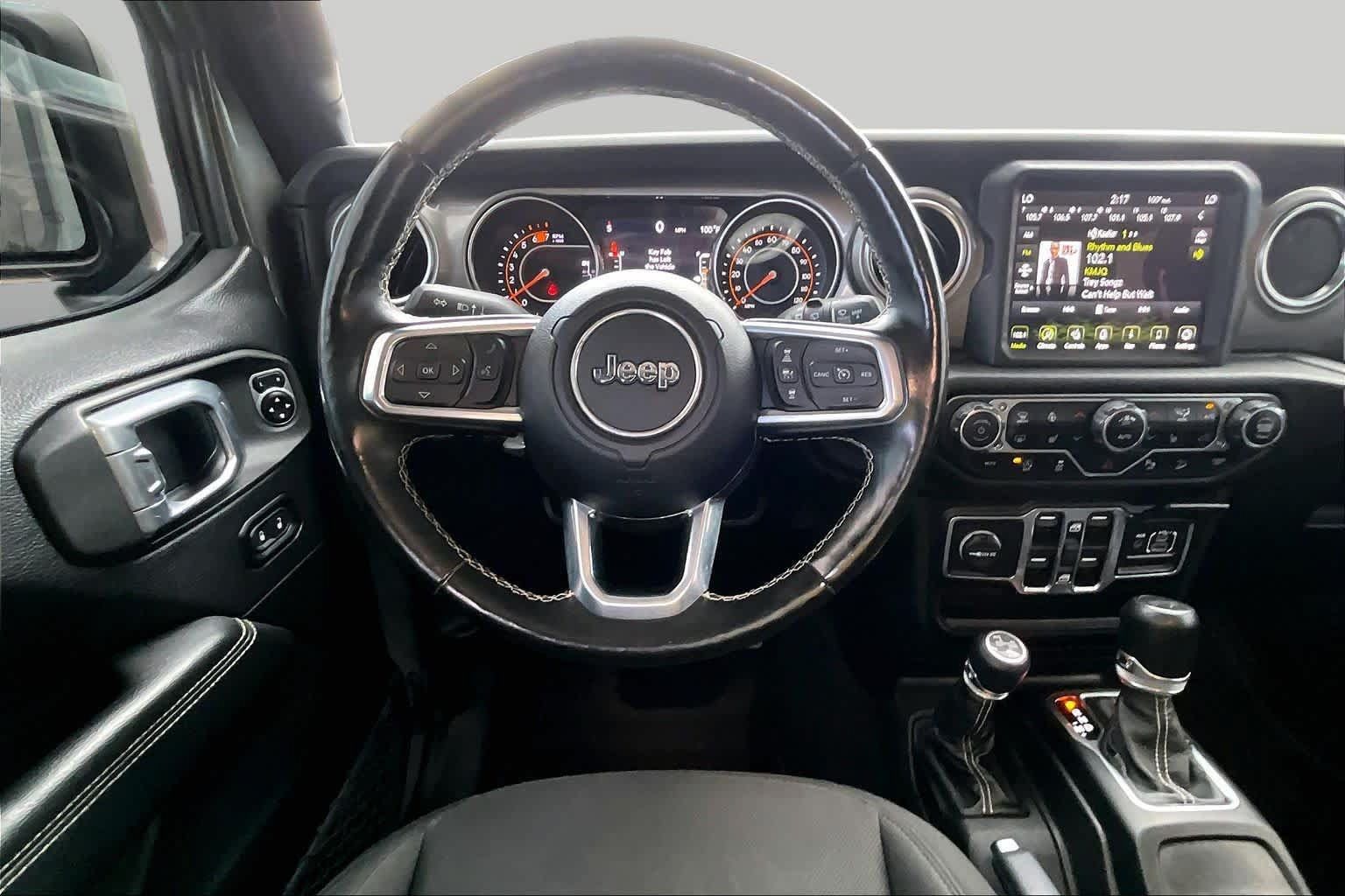 Used 2020 Jeep Wrangler Unlimited Sahara AWD/4WD image 6