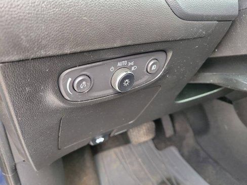 Used 2021 Buick Encore GX Preferred w/ Cold Weather Comfort Package image 19