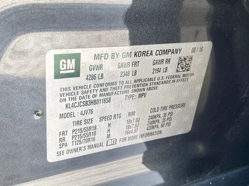 Certified 2017 Buick Encore Essence image 25