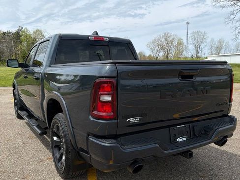 Used 2025 RAM 1500 Big Horn AWD/4WD image 7