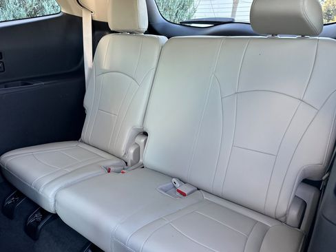 Used 2021 Buick Enclave Essence w/ Sound and Sites Package image 15