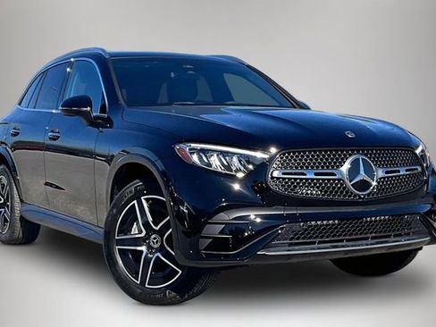 New 2026 Mercedes-Benz GLC 300 image 1
