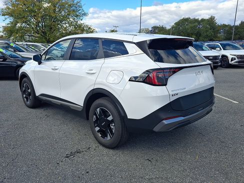 New 2026 Kia Sportage LX image 4