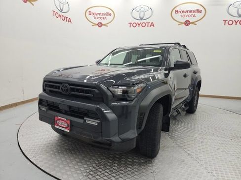 Certified 2025 Toyota 4Runner SR5 AWD/4WD image 2