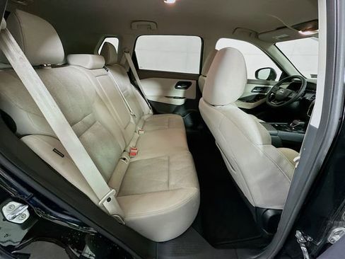 Used 2025 Nissan Rogue SV image 24