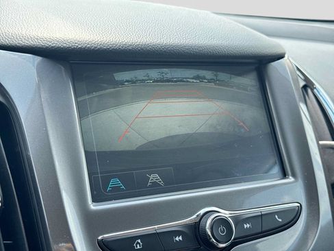 Used 2018 Chevrolet Cruze LT w/ Convenience Package FWD image 28