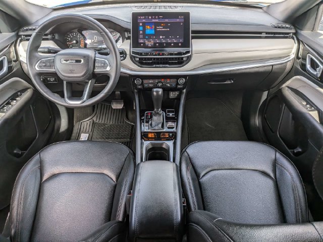 Used 2024 Jeep Compass Limited AWD/4WD image 17