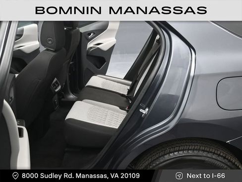 Used 2022 Chevrolet Equinox LS w/ LS Convenience Package image 12