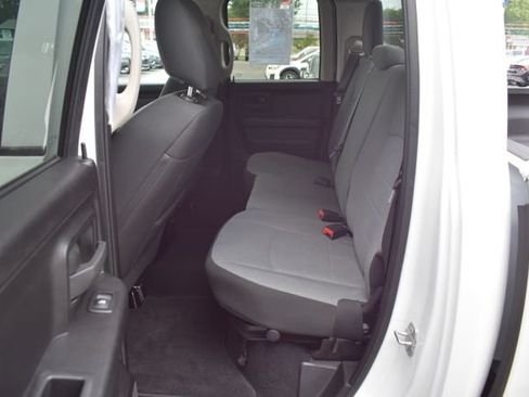 Used 2022 RAM 1500 Express w/ Wheel & Sound Group AWD/4WD image 32